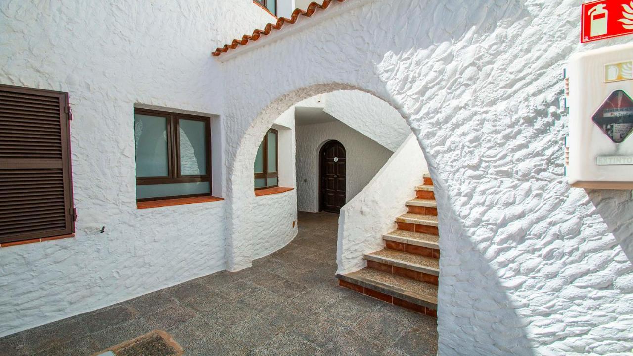 Sol Y Mar Aparthotel Cala'N Blanes  Екстериор снимка