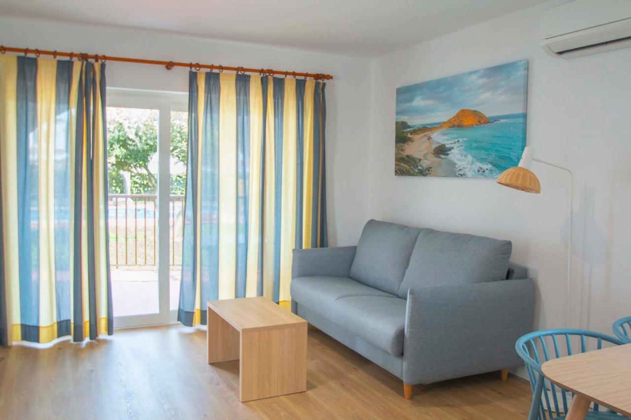 Sol Y Mar Aparthotel Cala'N Blanes  Екстериор снимка